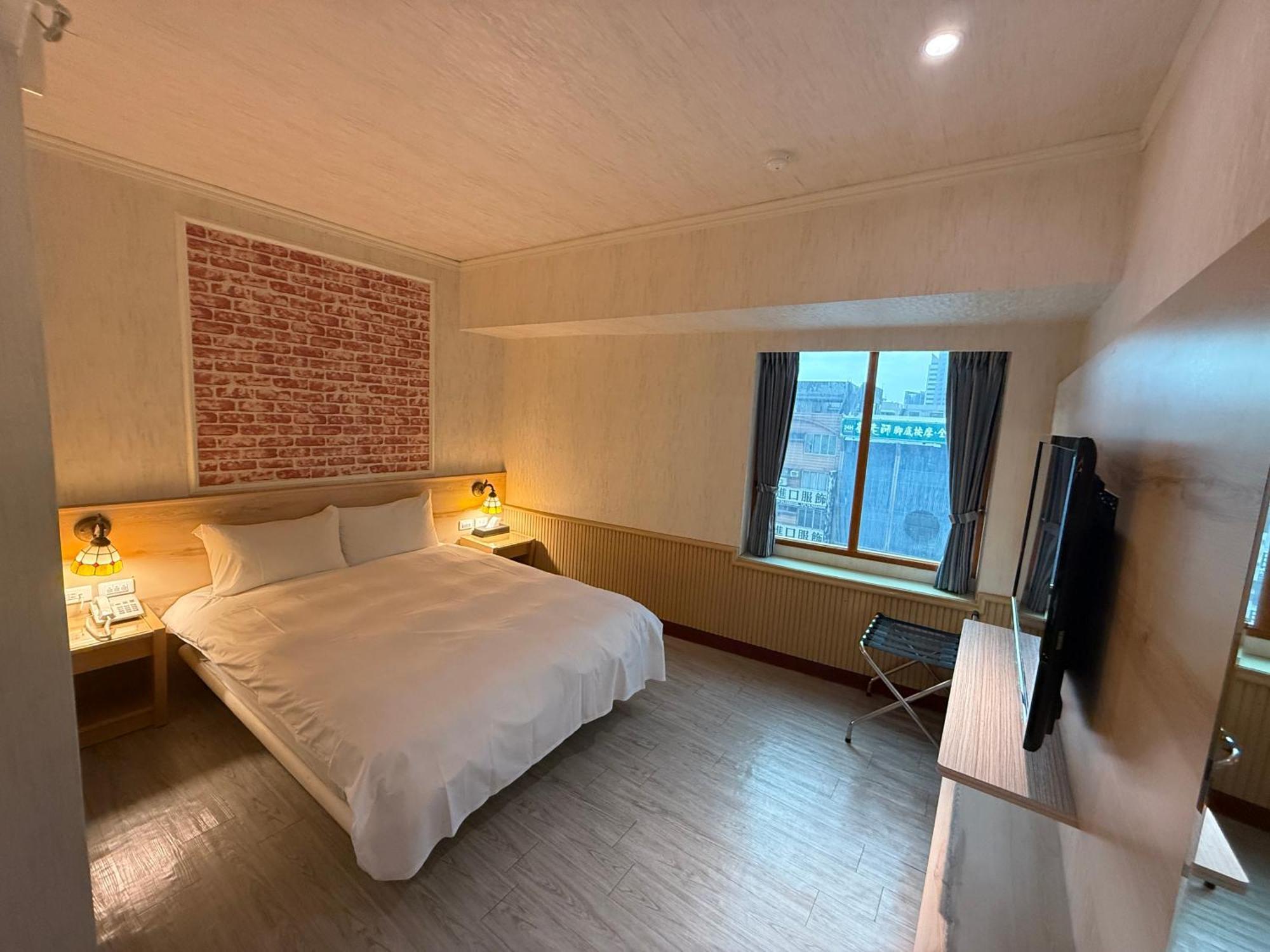 Sung Tai Hotel Kaohsiung Exterior foto